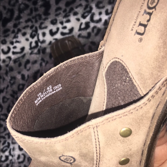 Born tan leather slip ins. Sz. 10/42. Exc. condt - Picture 8 of 8